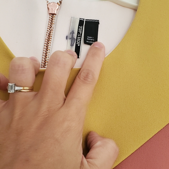 Colorblock crop blouse - Picture 2 of 3